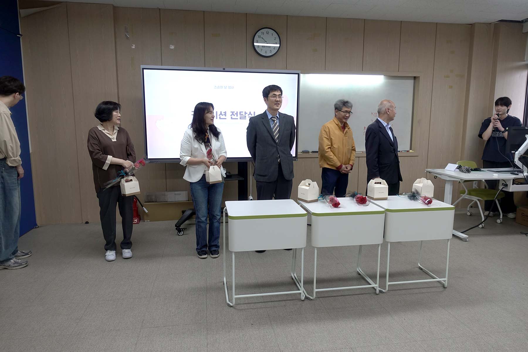 게시물의 2번째 이미지 - 하단 참조